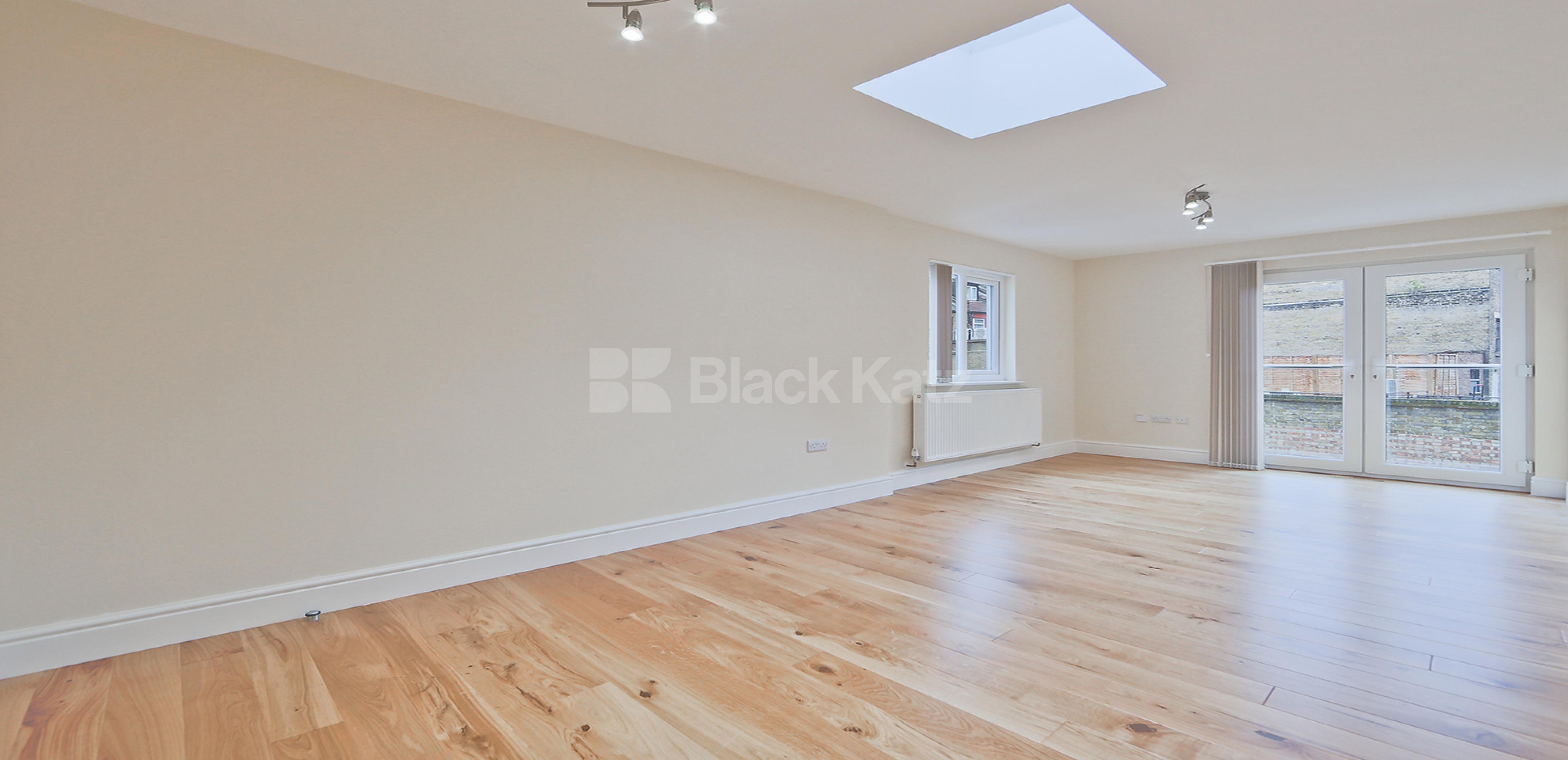 			NEW INSTRUCTION, 2 Bedroom, 1 bath, 1 reception Penthouse			 Metro Apartments Lewisham High Street , Lewisham  SE13